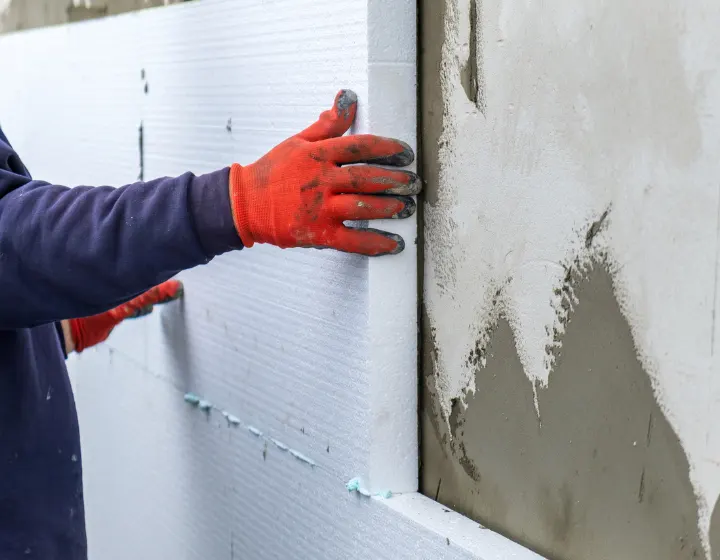 jaki klej do styropianu wybrać